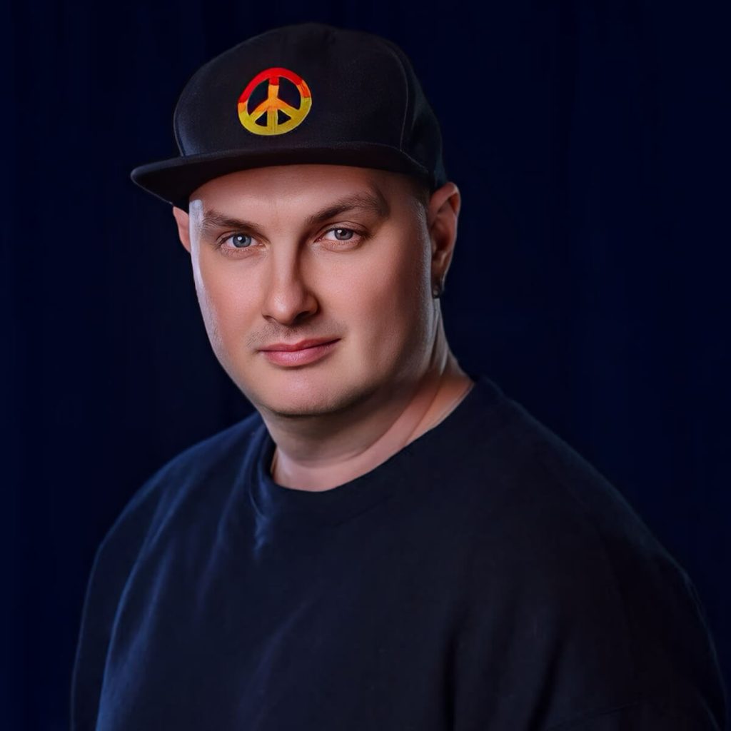 Alex Nazarov - Stage Manager